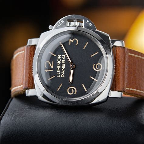 panerai pam 372 for sale.